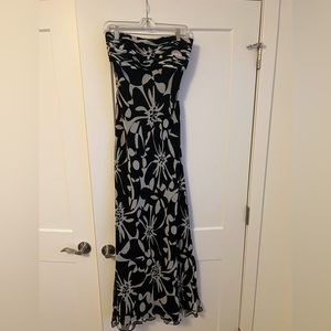 David Meister Black and White Floral Printed Floor Length Dress